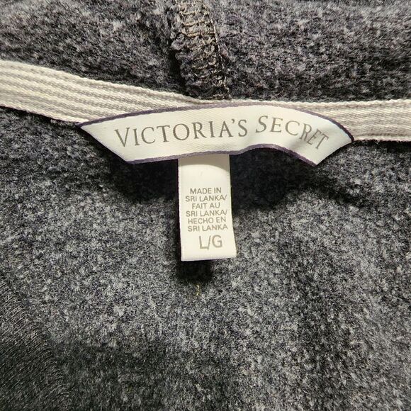 Victoria's Secret VS Angel Pullover V- Neck Hoodie - Picture 12 of 12